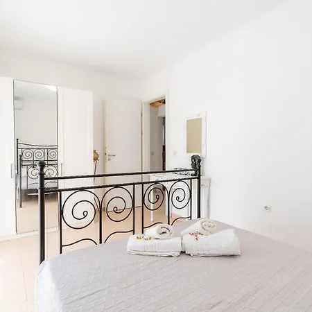 Marilenas House فندق أفانتو